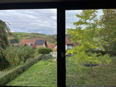 In Traumlage - Geräumiges Einfamilienhaus mit 7,5 Zimmern und Garage in Rockenhausen