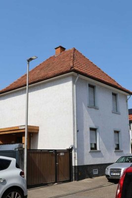 Einfamilienhaus mit großem Garten in ruhiger Wohnlage