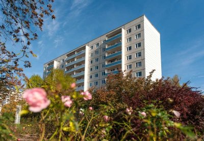 Praktisch Wohnen mit großem Balkon