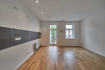 "Luxusausstattung" - helle 2,5-Raum-Wohnung - West-Balkon, Parkett, Wohnküche, CAT-7 Netzwerk