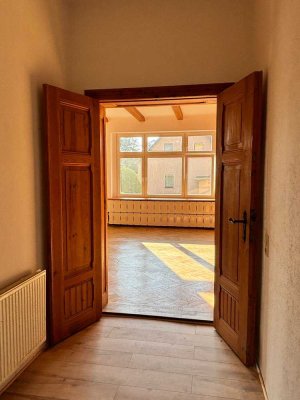 Großzügige 5-Zimmer Wohnung mit Balkon in Bad Muskau