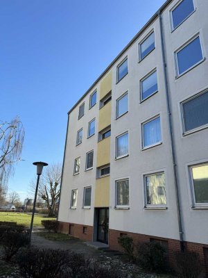 Gepflegte Wohnung mit drei Zimmern und Balkon in Salzgitter-Lebenstedt