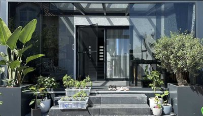 Exklusives Reiheneckhaus in Bogen: Top-saniert, sofort bezugsfertig & höchste Ausstattung!