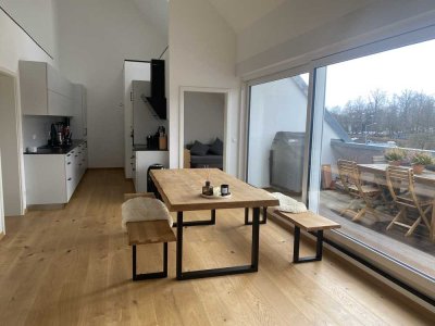 Lichtdurchflutete, einzigartige 3-Zimmer-Dachgeschosswohnung mit Galerie