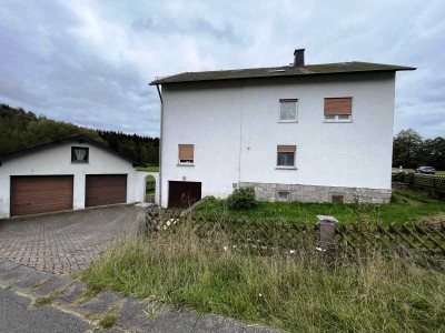 Zwangsversteigerung - Zweifamilienhaus in Bad Steben