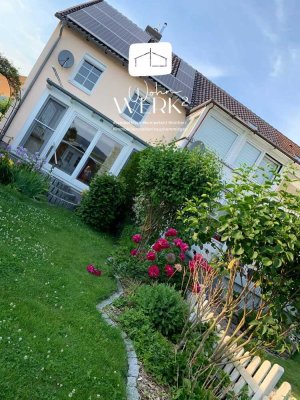 Charmantes Reihen-Endhaus mit modernem Komfort und sonnigem Wintergarten