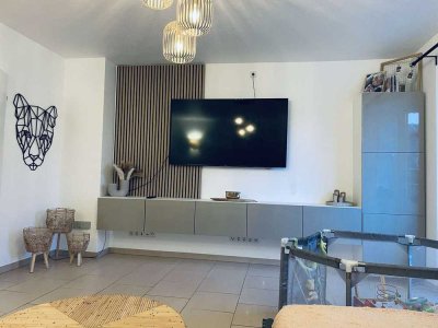 Moderne 3-Zimmer-Wohnung in Köln – Traumküche & 2 Garagen inklusive