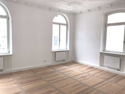 Bezaubernde 3 Zimmer-Wohnung in historischer Kulisse, Quartier an den Stadtmauern