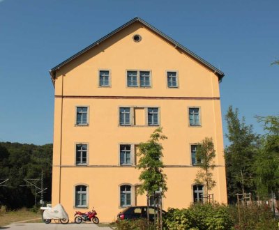 Helles Loft-Apartment -Strom, Internet und Fernsehen-alles schon drin!