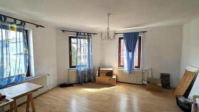 Einladende, frisch renovierte 3-Zimmer-Eigentumswohnung mit moderner Einbauküche!