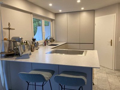 Neuwertige 5-Raum-Terrassenwohnung mit Balkon und Einbauküche in Heilbronn Böckingen