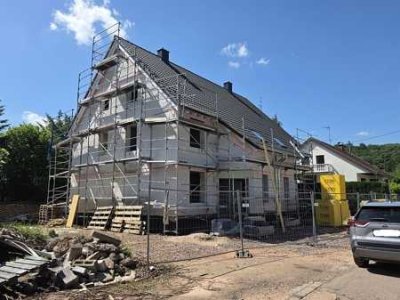 *** Erstbezug - DHH *** Schlüsselfertig -Einziehen und wohlfühlen