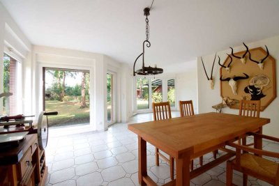 Einfamilienhaus mit hervorragender technischer Ausstattung und Gartenidylle mit Raum zur Entfaltung!