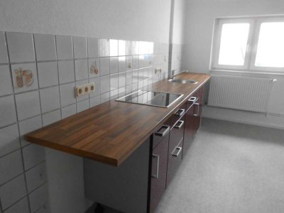Attraktive 3-Zimmer-Wohnung im Herzen der Stadt mit Einbauküche