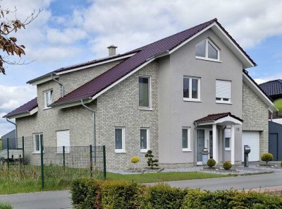 Modernes Einfamilienhaus - Neuwertig und Energieeffizient