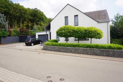 Wunderschönes freistehendes Einfamilienhaus - Wohnen auf über 250 m²
