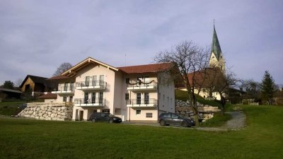 Stilvolle, 2-Zimmer-Wohnung mit Balkon im OG in Samerberg