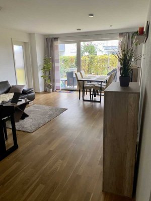 Helle 4-Zimmer Wohnung in Regensburg-Weichs (möbliert, befristet)