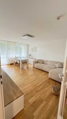 Helle Hochparterrewohnung in Nürtingen-Roßdorf mit Blick ins Grüne