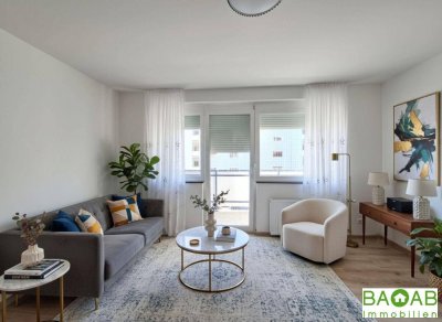 SEHR HELLE - NEU RENOVIERTE 2-ZIMMER-WOHNUNG MIT BALKON