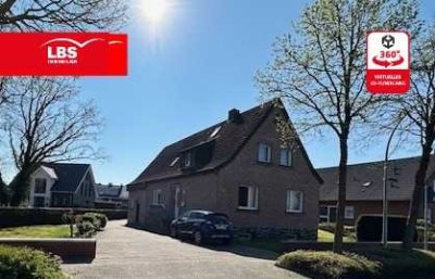 Zweifamilienhaus mit Charme, Platz & Potenzial