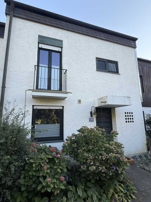 Geräumiges Reihenmittelhaus mit 5 Zimmern in Taufkirchen