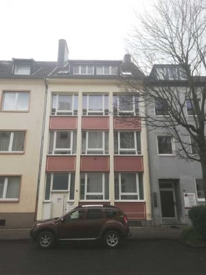 Perfekte 2-Zimmer Wohnung mit riesiger Dachterrasse