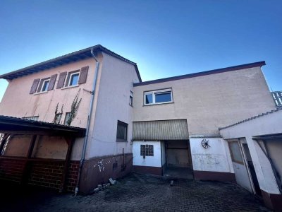 Sanierungsbedürftiges Einfamilienhaus in Bestlage von Groß-Umstadt mit großzügigem Grundstück