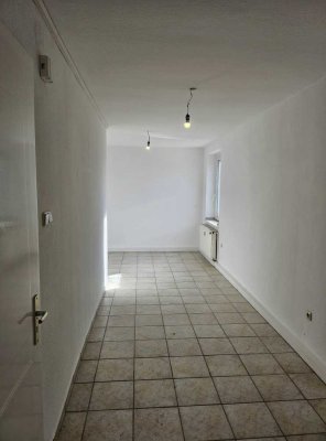 Neue Wohnung, neues Glück! Interessante 2,5-Zimmer-Wohnung