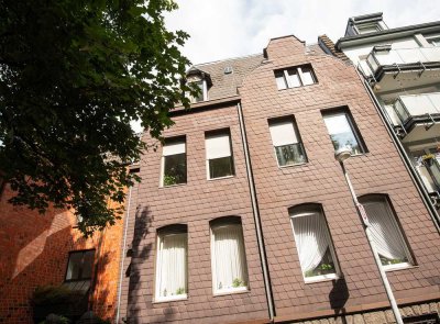 Mülheim: Charmantes 3-Familien-Stadthaus im Herzen der Altstadt!