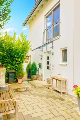 Exklusives Familiendomizil mit zauberhaftem Garten und Hochwertiger Ausstattung - LEBENSWERT