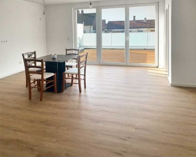 Freundliche Wohnung (Erstbezug) mit gehobener Innenausstattung und großzügiger Sonneterrasse (Pfalz)