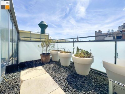 * Design trifft Lage: Dachgeschosswohnung mit Wintergarten im 8. Bezirk“