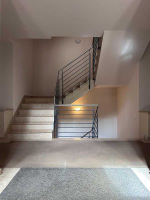Herrschaftliches Domizil auf 60,70 qm mit südlicher Terrasse im beliebten Berlin-Grunewald