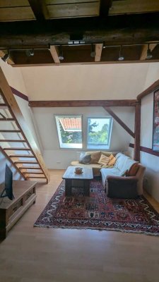 Helle 2,5-Zimmer Wohnung im 2. OG in Römerberg