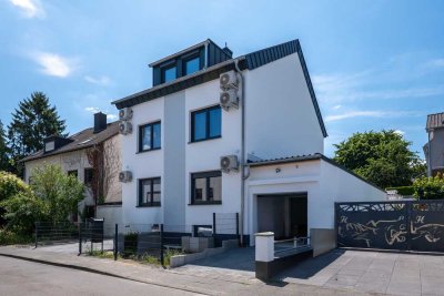 Möblierte 2-Zimmer-Wohnung mit Garage in Bonn-Lannesdorf! Erstbezug nach Totalsanierung!