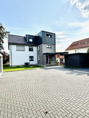 Schöne 2-Zimmer-DG-Wohnung mit gehobener Innenausstattung mit Balkon in Alfeld