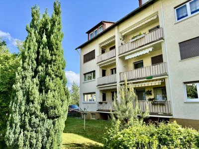 Schöne Eigentumswohnung mit Balkon & Garage
- sanierungsbedürftig -