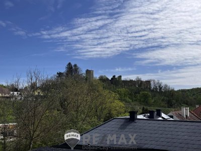 Solides Haus mit großzügigem Grundstück und herrlichem Ausblick auf die Burg in Gars am Kamp