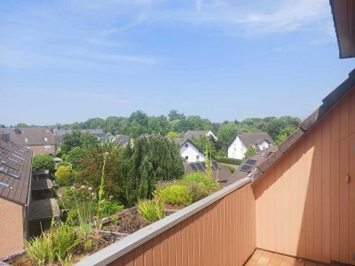 Helle 2-Raum DG-Wohnung mit Dachterrasse in Leverkusen