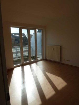 Erstbezug nach hochwertiger Renovierung: Gepflegte 4-Zi-Maisonette-Wohnung mit Balkon und Gäste-WC