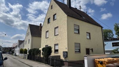 Ein- und Dreifamilienhaus im attraktiven Gesamtpaket nahe Uni-Klinik