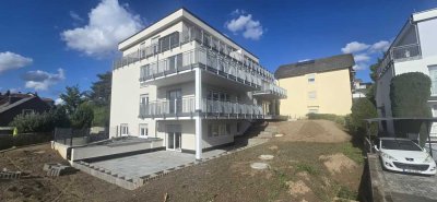 Bad Vilbel - Neubau Sofortbezug! 116m² Wohnfl., 3 Zi. Gartengesch. ETW, 6 FH, eig. Garten. S/W Terr.