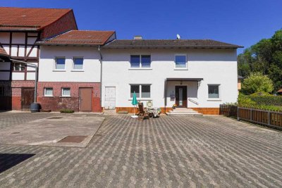 +++ Teilmodernisiertes Einfamilienhaus mit Anbau und große Scheune +++