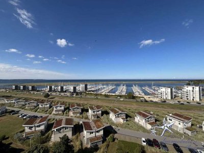 Wo die Förde zum Fenster wird – Maritimes Wohnen mit Stil