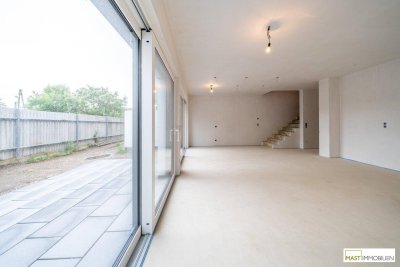 5-Zimmer Reihenhaus in Strasshof in Zentrumslage – Wohnen im Grünen bei Wien!