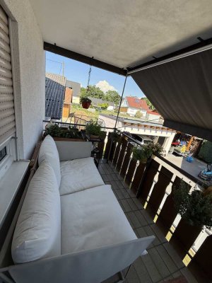 Neuwertige 4-Zimmer-Wohnung mit Balkon und EBK in Meckesheim