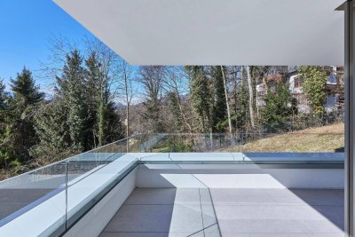 3 Schlafzimmer - 50 m² Wohnzimmer - 47 m² Terrasse - Seeblick - Villengegend - 2 TG-Stellplätze - ab sofort
