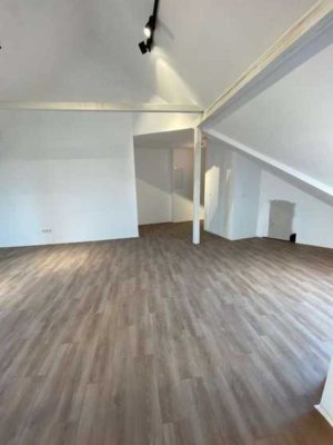 Sehr gemütliche 1,5-Zimmer-DG-Wohnung in Bochum