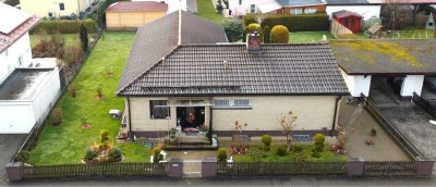 Bungalow mit Gestaltungsspielraum sowie traumhaftem Garten